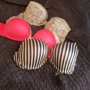 Victoria Secret Bra Lot of 3